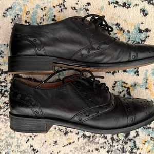 Miz Mooz lace up oxfords